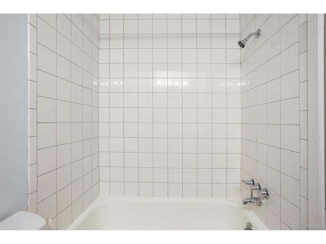 2707 Valmont Rd 211B, Boulder, CO 80304