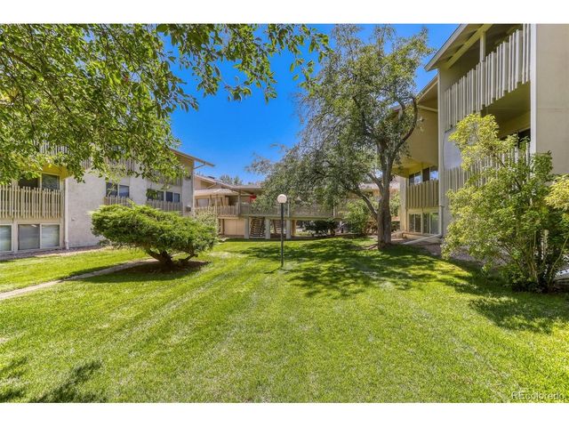 2707 Valmont Rd 211B, Boulder, CO 80304