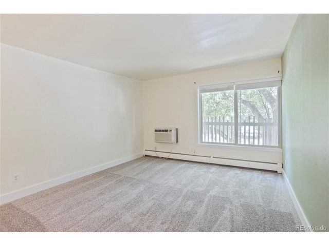 2707 Valmont Rd 211B, Boulder, CO 80304