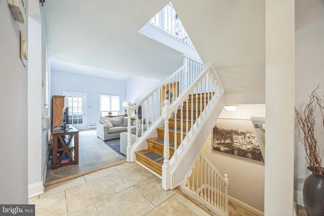 42 CENTURA, Cherry Hill, NJ 08003