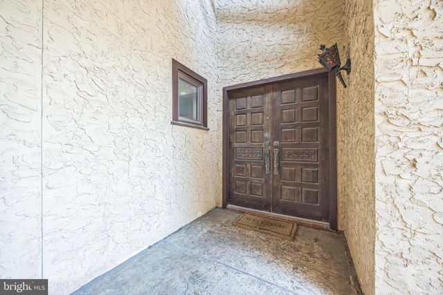 42 CENTURA, Cherry Hill, NJ 08003