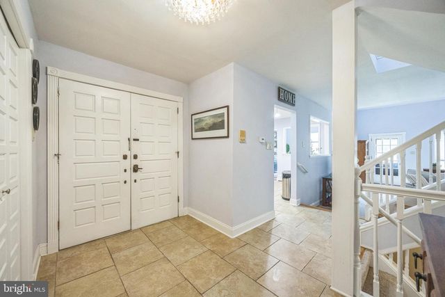 42 CENTURA, Cherry Hill, NJ 08003