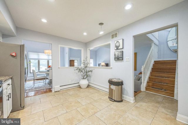 42 CENTURA, Cherry Hill, NJ 08003