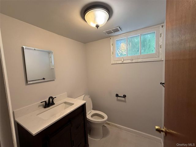 58 Quakerbridge Road, Ossining, NY 10562