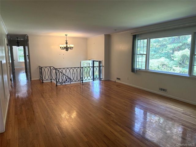 58 Quakerbridge Road, Ossining, NY 10562