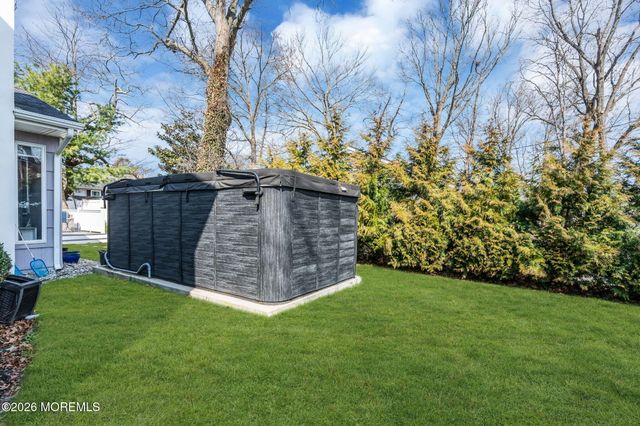 485 Freehold Street, Oakhurst, NJ 07755