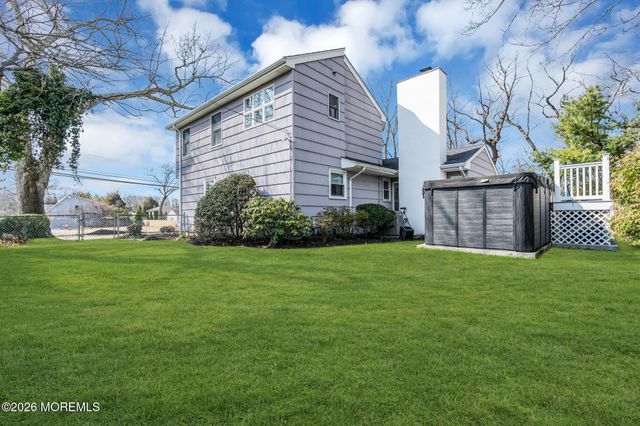 485 Freehold Street, Oakhurst, NJ 07755