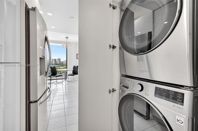 2800 Island Blvd 1005, Aventura, FL 33160