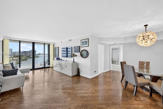 2800 Island Blvd 1005, Aventura, FL 33160