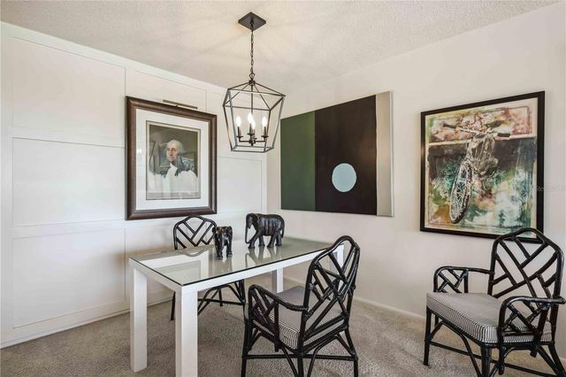 7461 W COUNTRY CLUB DRIVE N 207, Sarasota, FL 34243