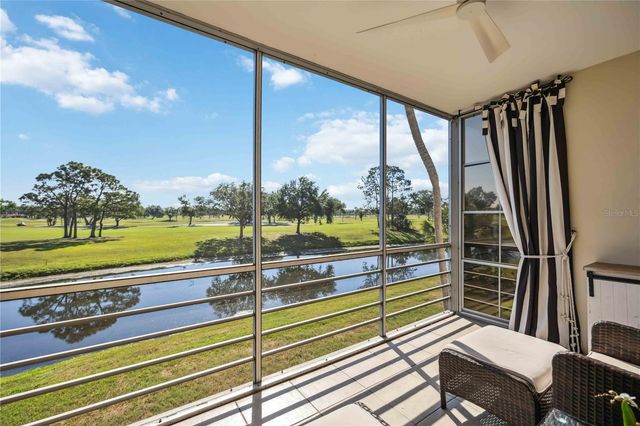 7461 W COUNTRY CLUB DRIVE N 207, Sarasota, FL 34243