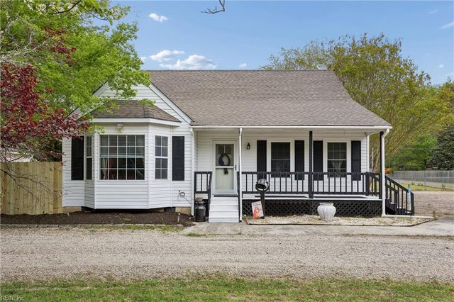 3677 Buckeye LN, Hayes, VA 23072