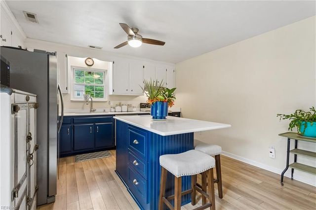 3677 Buckeye LN, Hayes, VA 23072