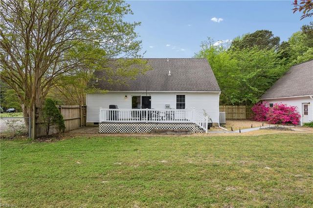 3677 Buckeye LN, Hayes, VA 23072