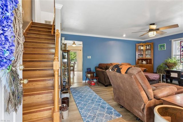 3677 Buckeye LN, Hayes, VA 23072