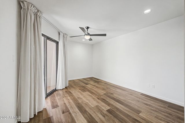 12222 N PARADISE VILLAGE Parkway S 323, Phoenix, AZ 85032