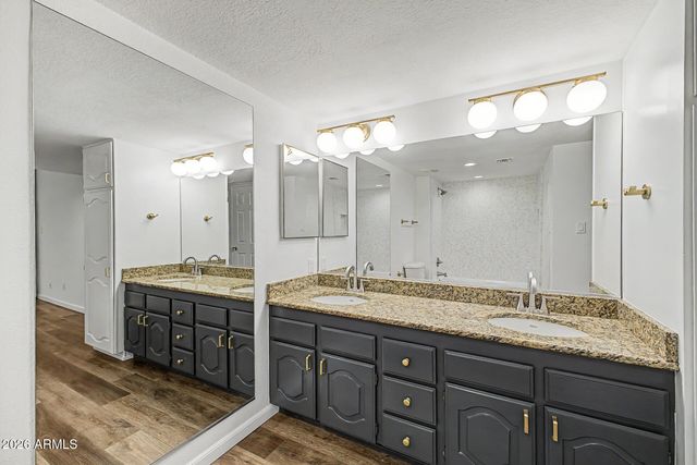 12222 N PARADISE VILLAGE Parkway S 323, Phoenix, AZ 85032