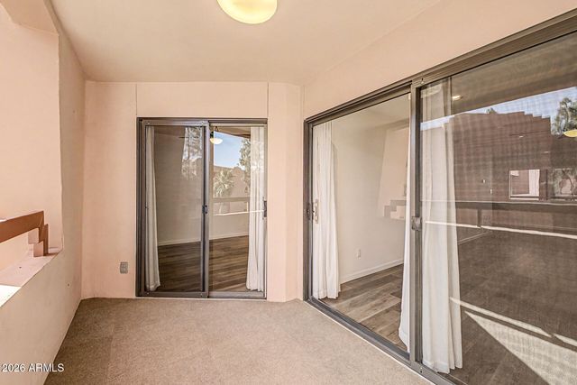 12222 N PARADISE VILLAGE Parkway S 323, Phoenix, AZ 85032