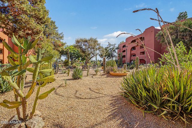 12222 N PARADISE VILLAGE Parkway S 323, Phoenix, AZ 85032