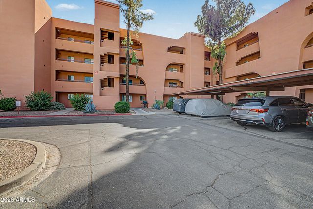 12222 N PARADISE VILLAGE Parkway S 323, Phoenix, AZ 85032