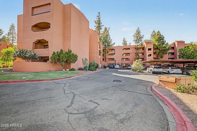 12222 N PARADISE VILLAGE Parkway S 323, Phoenix, AZ 85032