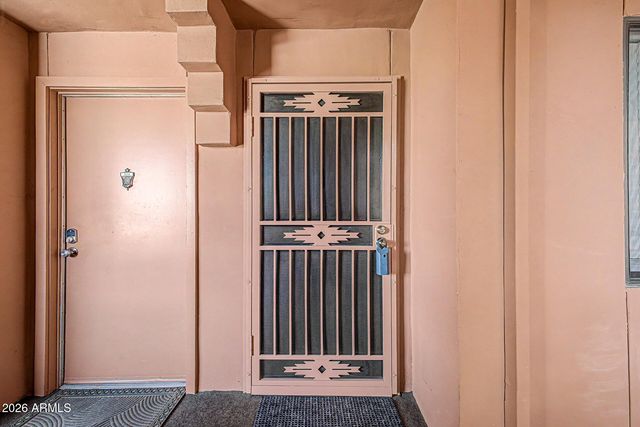 12222 N PARADISE VILLAGE Parkway S 323, Phoenix, AZ 85032