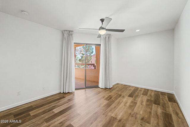 12222 N PARADISE VILLAGE Parkway S 323, Phoenix, AZ 85032