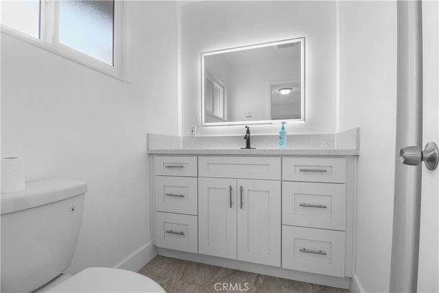 2041 S Pacific, Santa Ana, CA 92704