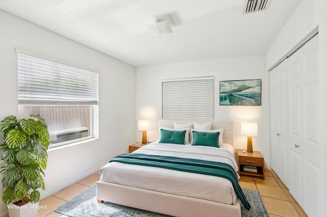 2331 N 66th Terrace, Hollywood, FL 33024