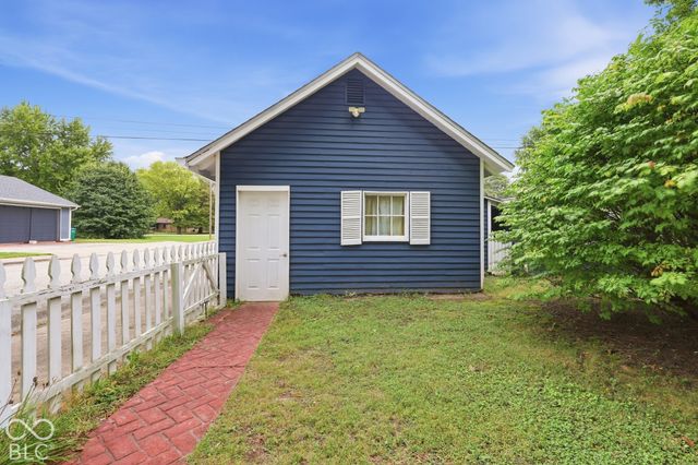6415 Oaklandon Road, Indianapolis, IN 46236