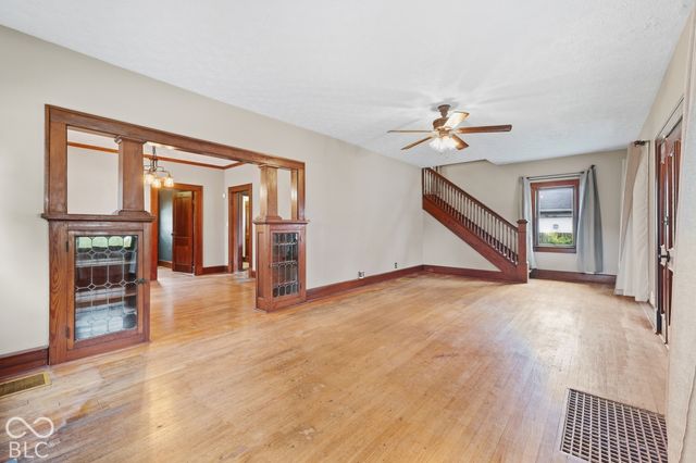 6415 Oaklandon Road, Indianapolis, IN 46236