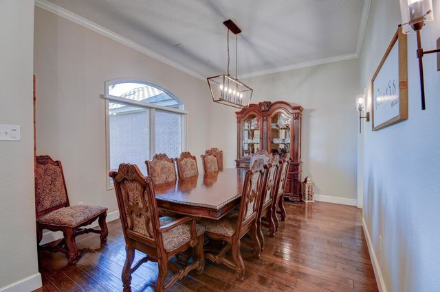 8609 Vicksburg Avenue, Lubbock, TX 79424