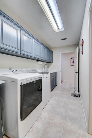 8609 Vicksburg Avenue, Lubbock, TX 79424