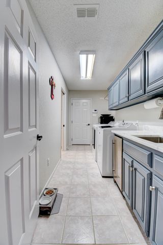 8609 Vicksburg Avenue, Lubbock, TX 79424