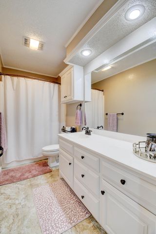 8609 Vicksburg Avenue, Lubbock, TX 79424