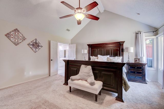 8609 Vicksburg Avenue, Lubbock, TX 79424