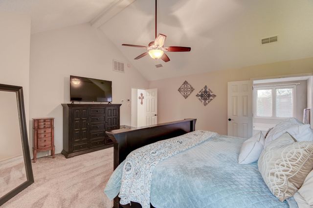 8609 Vicksburg Avenue, Lubbock, TX 79424