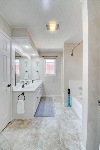 8609 Vicksburg Avenue, Lubbock, TX 79424