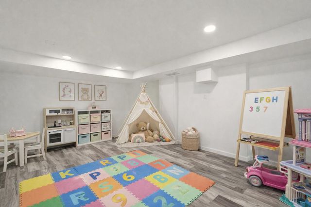 747 N Lafayette Street, Griffith, IN 46319