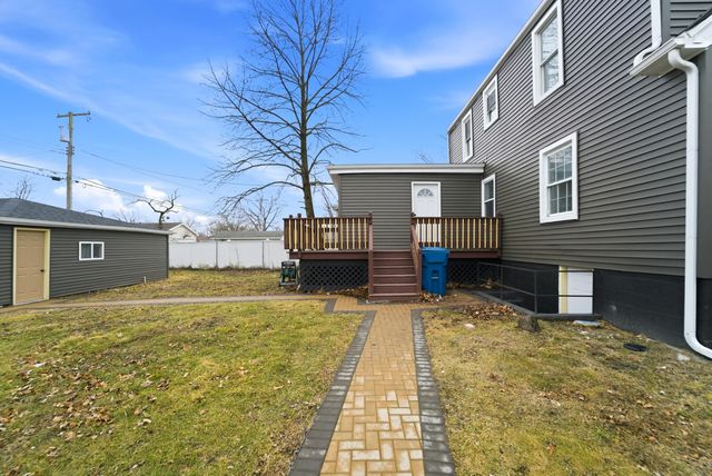 747 N Lafayette Street, Griffith, IN 46319