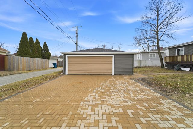 747 N Lafayette Street, Griffith, IN 46319