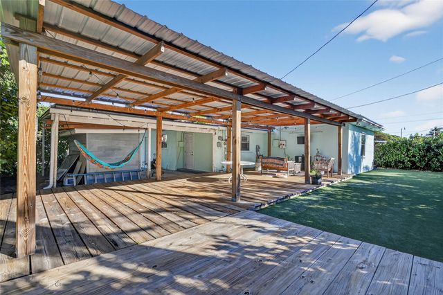 1420 NE 44th Street, Pompano Beach, FL 33064