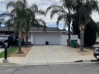 23825 Betts Pl, Moreno Valley, CA 92553