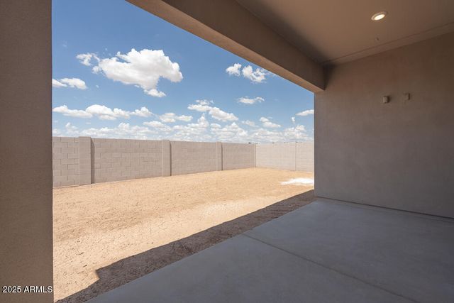 366 E Las Perlas Lane, San Tan Valley, AZ 85140