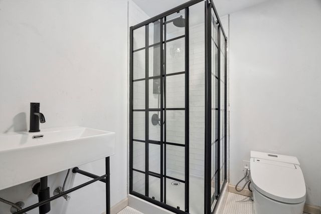 18 Chestnut Hill Rd, Millville, MA 01529