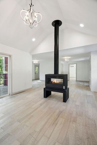 18 Chestnut Hill Rd, Millville, MA 01529