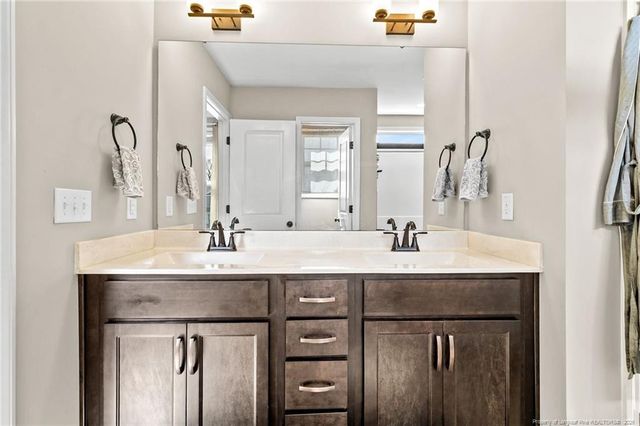 161 Jess Lane, Dunn, NC 28334