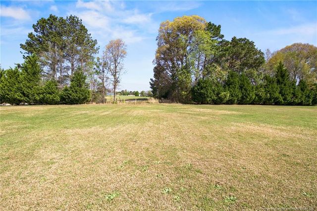 161 Jess Lane, Dunn, NC 28334