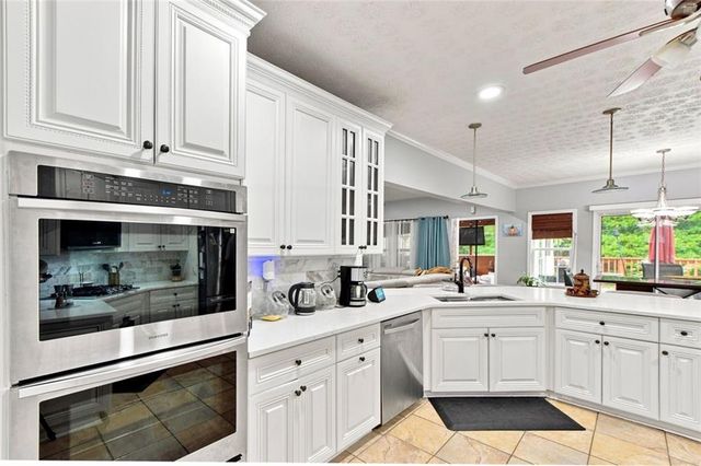 125 Riverlook Mill, Fayetteville, GA 30215