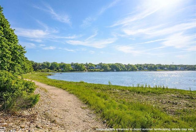 233 Scraggy Neck Road, Cataumet, MA 02534